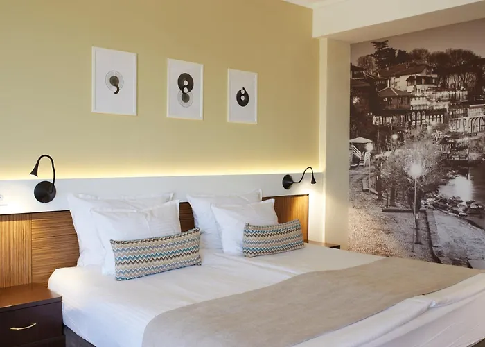 Hotel Nobel - Beach Access